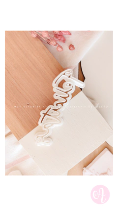 Cortante Nombres Personalizados Cursiva para Pastel en internet