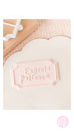 Cortante + Stamp Expecto Patronum Harry Potter - comprar online