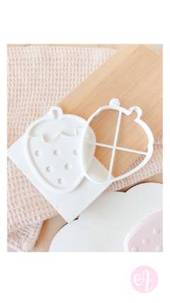 Cortante + Stamp Frutillita Kitty