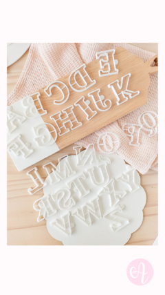 Cortantes Mini Letras Serif 4,5cm Alto - Muy Alfon by Alfonsina