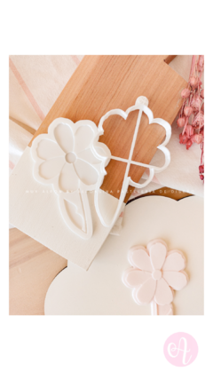 Stamp + Cortante Margarita Simple Muy Alfon