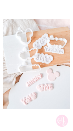 Set Stamps + Cortantes Mini Pasteleria MICKEY PALABRAS - buy online