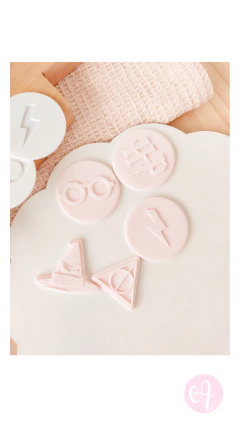 Set Cortantes + Stamps Accesorios Harry Potter - comprar online