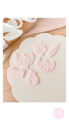 Stamps + Cortantes Mini Pasteleria Stitch - buy online