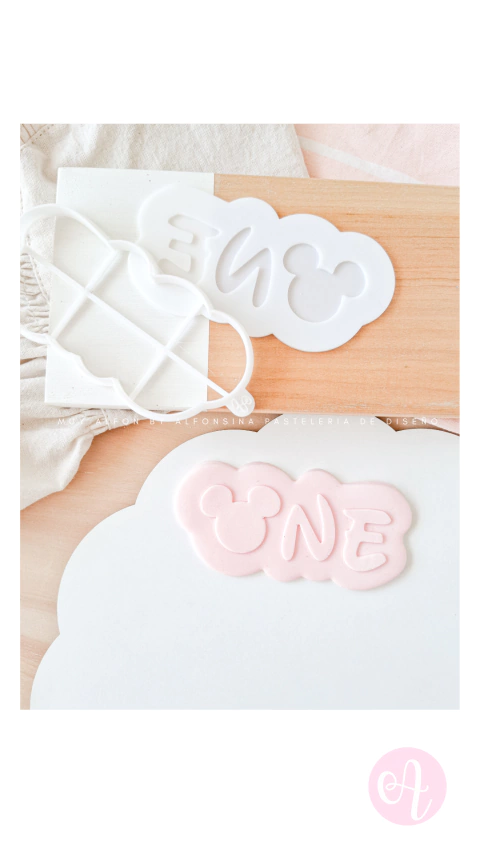 Stamp + Cortante ONE Mickey - comprar online