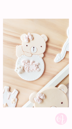 Cortante + Stamp Oso Coco con Pelota - buy online