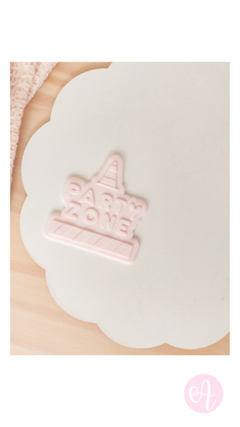Cortante + Stamp Barrera Party Zone - buy online