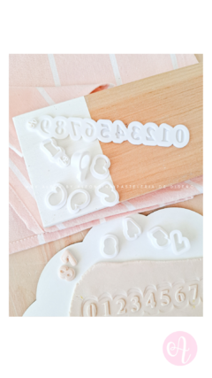 Regla Stamps + Cortantes MINI Números Serif - comprar online