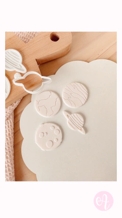 Set Cortantes + Stamps Planetas Mini Pasteleria - comprar online