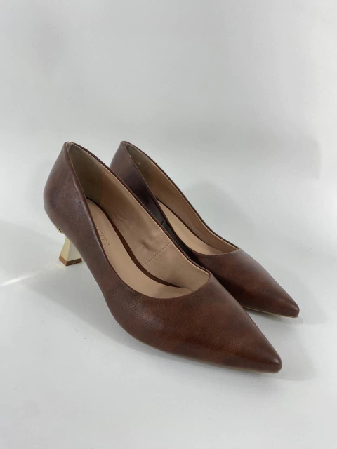 Scarpin Marrom Salto Espelhado Baixo - comprar online