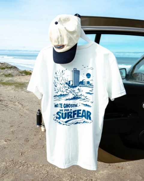 REMERA WAVY GHOST
