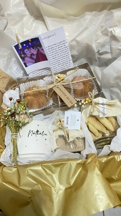 Combo Xicara, bolinhos, cappuccino e biscoito