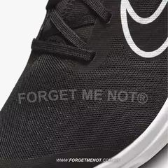 Zapatillas Nike zoom y de regalo par de medias + envio gratis - tienda online