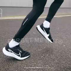 Zapatillas Nike zoom y de regalo par de medias + envio gratis - comprar online