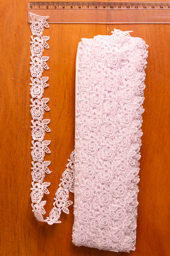 Renda Guipir 619-largura 2,5cm- comprimento 13,7m -100% poliéster