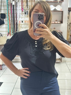 Blusinha Renda Manga Bufante - comprar online
