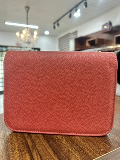 Bolsa Alça Corrente Dourada Média - comprar online