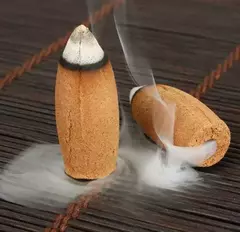 Incienso Cono para Fuente de Reflujo: Aroma de Sándalo - HUMICOL