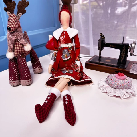 Boneca Anne Natal (pronta) - Red - comprar online