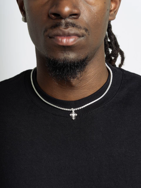 Colar Riviera 3mm Cravejado Banhado a Ouro Branco Pedras Zircônia + Pingente Cruz Cravejado - comprar online