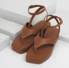 SANDALIA FLAT CARAMELO