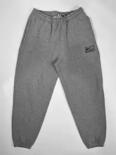 Calça Moletom Stussy x Nike na internet