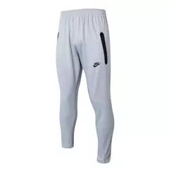 Conjunto Nike Tech Fleece na internet