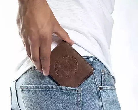 BILLETERA LUKE MARRON