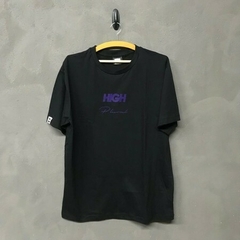 Camiseta High x Plural - Seu Drop Loja