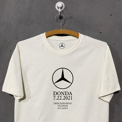 Camiseta Kenye Donda Mercedes Benz na internet