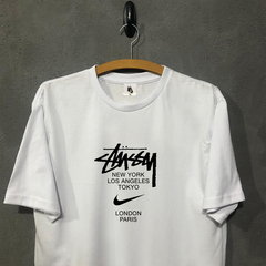 Camiseta Nike x Stussy na internet