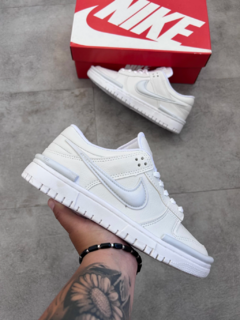 Imagem do Tênis Nike Dunk Twist Branco