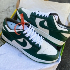 Tênis Nike Dunk Low Verde forte