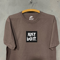 Camiseta Nike Just do It na internet