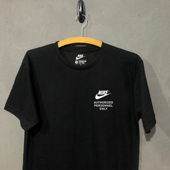 Camiseta Nike Authorized Personnel only - Seu Drop Loja