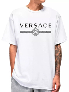 Camiseta Versace Arabesco na internet