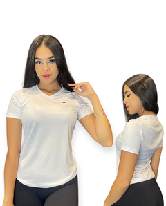 Camiseta Penalty X Feminina na internet