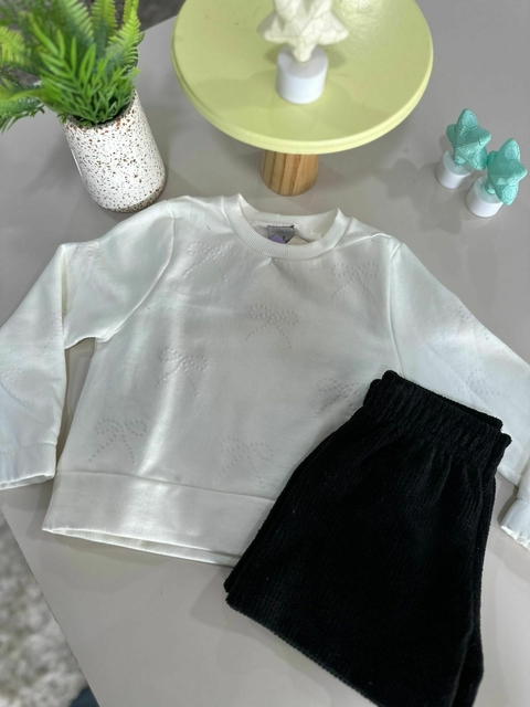 Conjunto Infantil Feminino – Moletom com Laço Emborrachado + Short-Saia Cotelê Preto