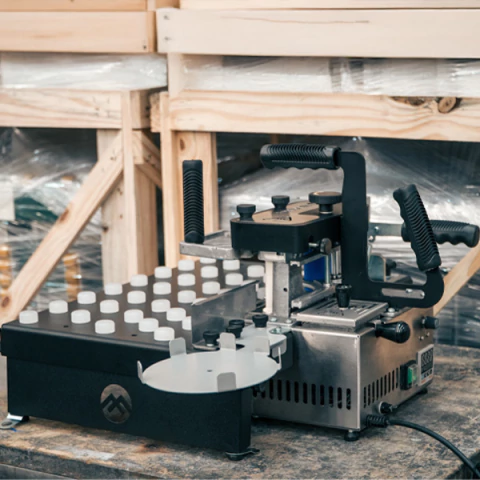 KIT COLADEIRA CBC.FLEX + ACESSÓRIOS PARA FIXAÇÃO FF.500