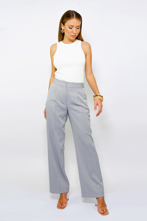Calça de Alfaiataria Risca de Giz Chelsea Cinza - comprar online