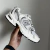 NB 530 Off White com cinza na internet