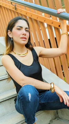 Choker Jade na internet