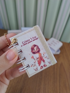 Chaveiro Cristo Vive na internet