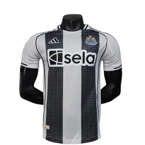 camisa-camisas-camiseta-manto-mantos-uniforme-roupa-roupas-blusa-blusas-newcastle-united-newcastle-i-1-titular-home-primeira-preta-branca-2025-2026-jogador-foto-imagem