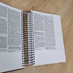 Bíblia Anote Espiral Púrpura | NVI | Letra Grande | Com Espaço Para Anotações na internet