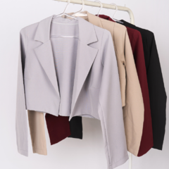 BLAZER CORTO CATY en internet