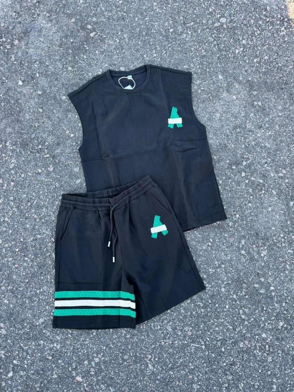 Conjunto “A” negro