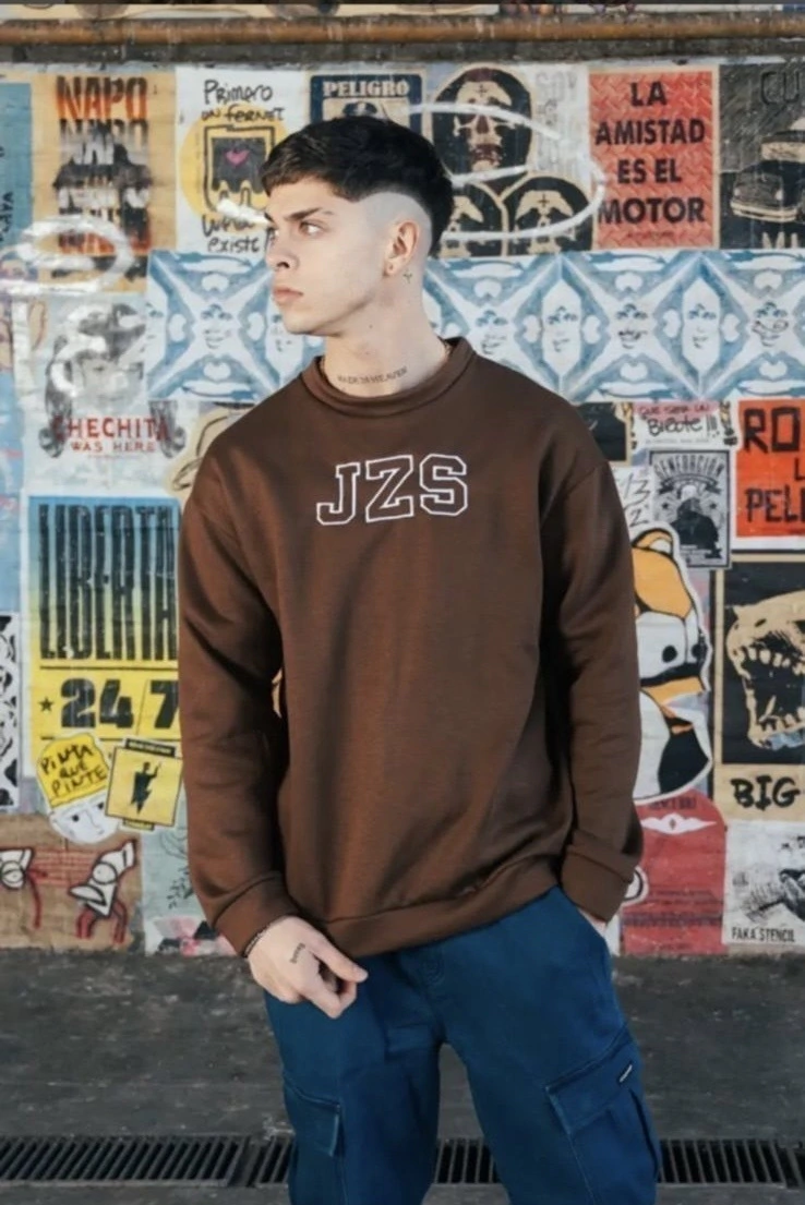 Buzo JZS bordado Marrón