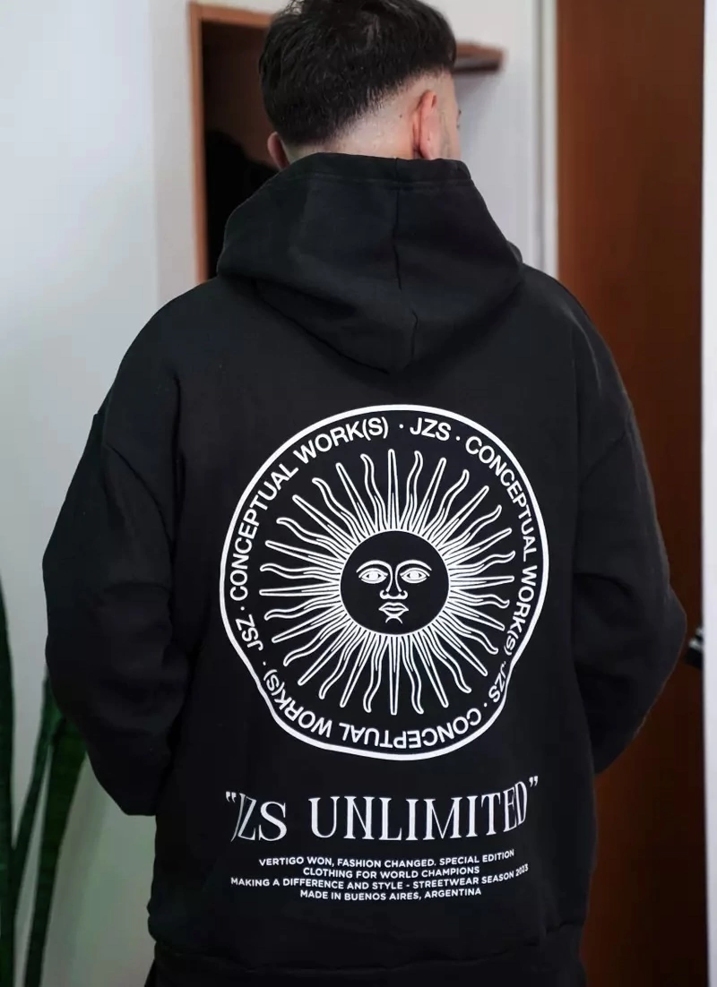 Hoodie “Champions World” negro