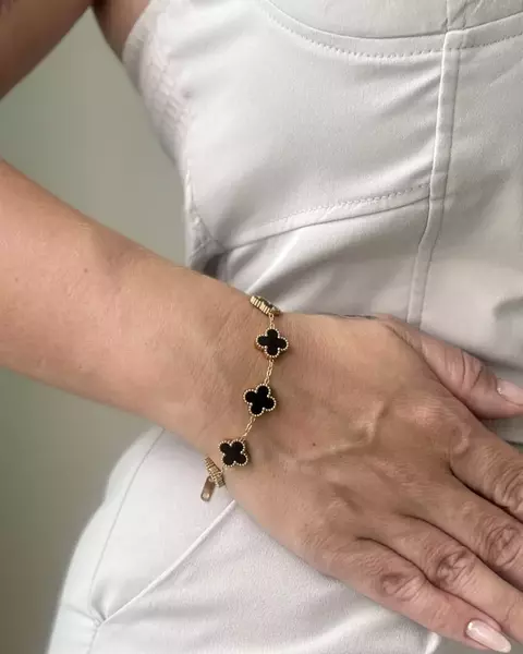 PULSEIRA 7 TREVOS PRETO - AC060 - comprar online